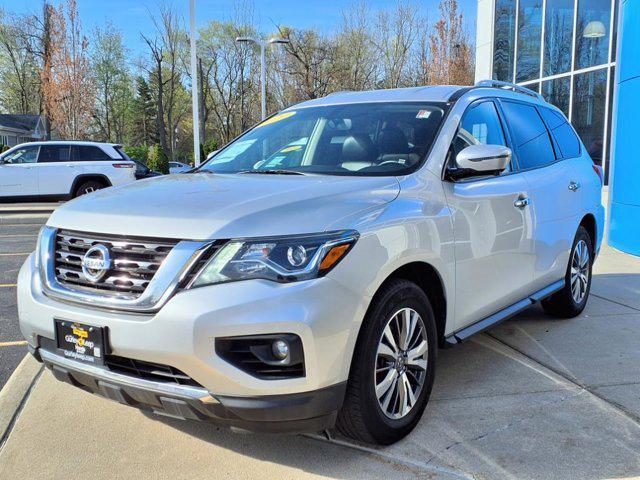 used 2020 Nissan Pathfinder car, priced at $19,114