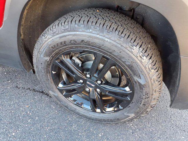 used 2024 GMC Terrain car, priced at $25,464