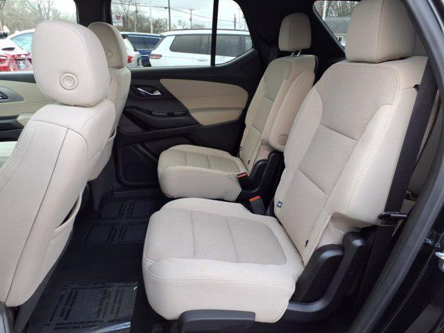 used 2022 Chevrolet Traverse car, priced at $31,275