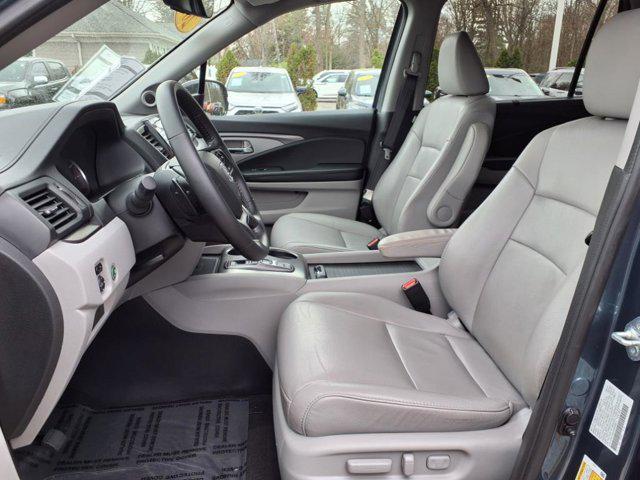used 2022 Honda Pilot car, priced at $30,110