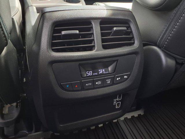 used 2022 Honda Pilot car, priced at $28,055