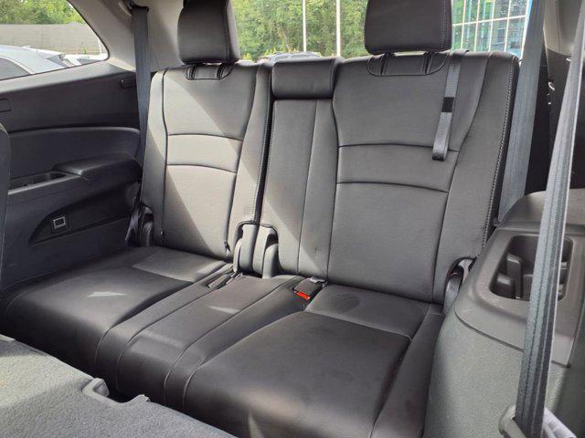 used 2022 Honda Pilot car, priced at $28,055