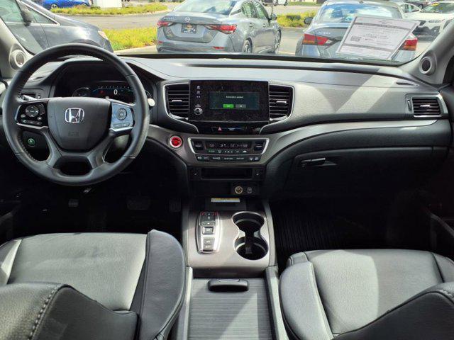 used 2022 Honda Pilot car, priced at $28,055
