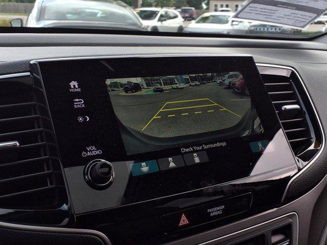 used 2022 Honda Pilot car, priced at $28,055