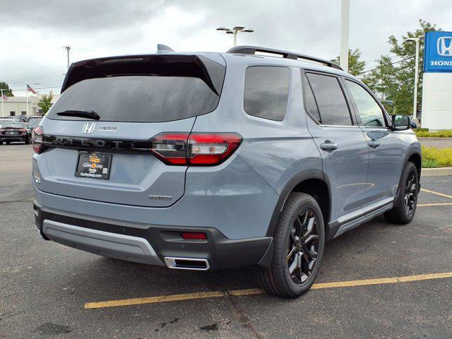 new 2025 Honda Pilot car, priced at $49,446