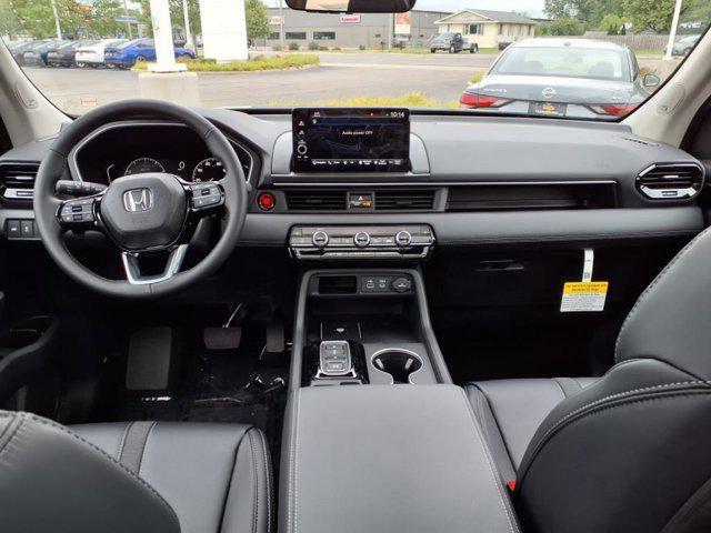new 2025 Honda Pilot car, priced at $49,446