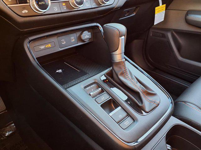 new 2026 Honda CR-V Hybrid car, priced at $39,684