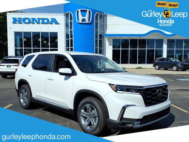 new 2025 Honda Pilot car, priced at $45,342