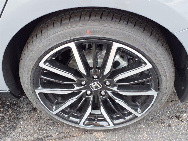 new 2025 Honda Accord Hybrid car, priced at $38,152