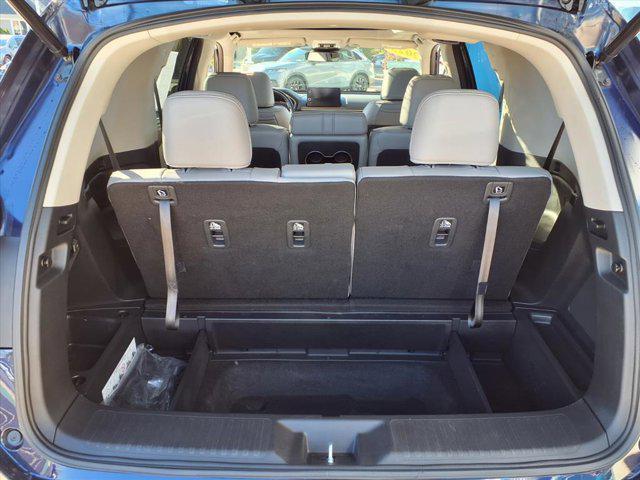 used 2023 Honda Pilot car, priced at $39,987