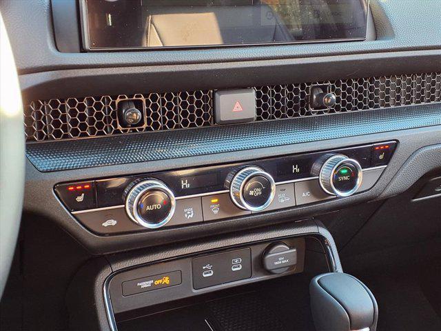 new 2026 Honda CR-V Hybrid car, priced at $40,115