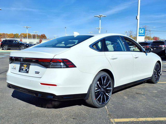 new 2025 Honda Accord Hybrid car, priced at $38,197