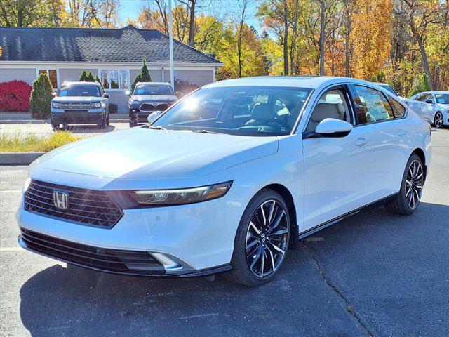 new 2025 Honda Accord Hybrid car, priced at $38,197