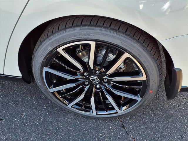 new 2025 Honda Accord Hybrid car, priced at $38,197