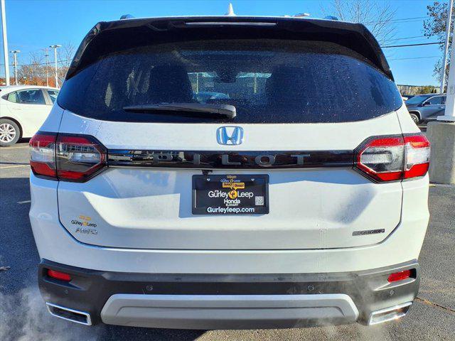 new 2025 Honda Pilot car, priced at $47,803