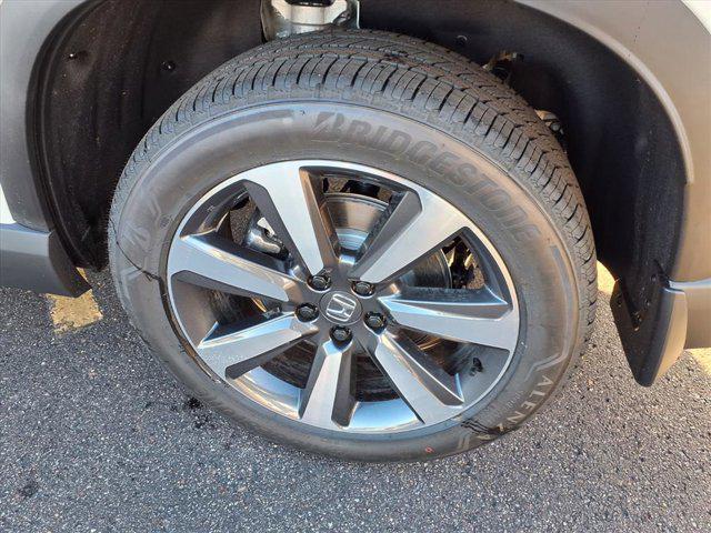 new 2025 Honda Pilot car, priced at $47,803