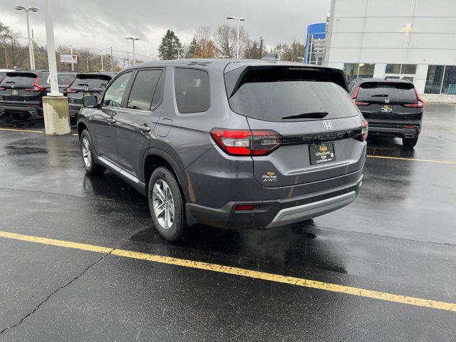 new 2025 Honda Pilot car, priced at $45,925