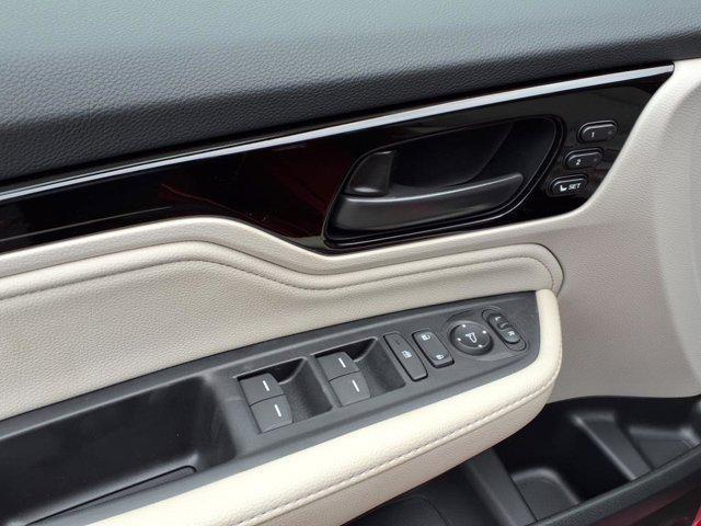 new 2025 Honda Odyssey car, priced at $45,275