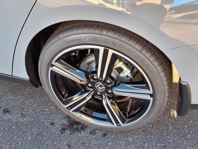 new 2025 Honda Accord Hybrid car, priced at $33,800