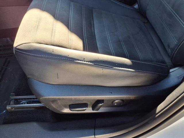 used 2024 Mitsubishi Outlander car, priced at $23,435