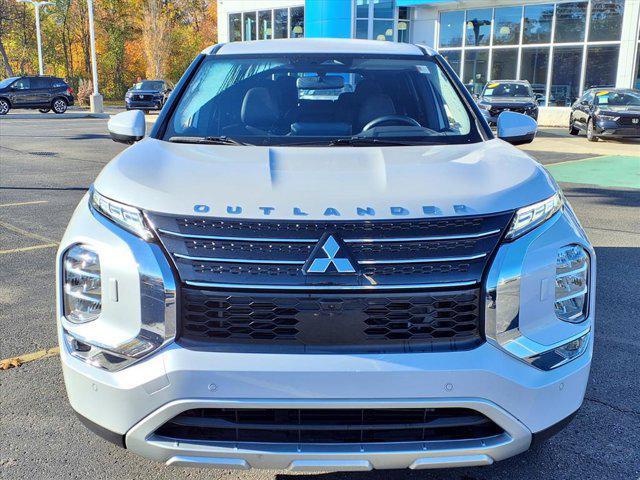 used 2024 Mitsubishi Outlander car, priced at $23,435