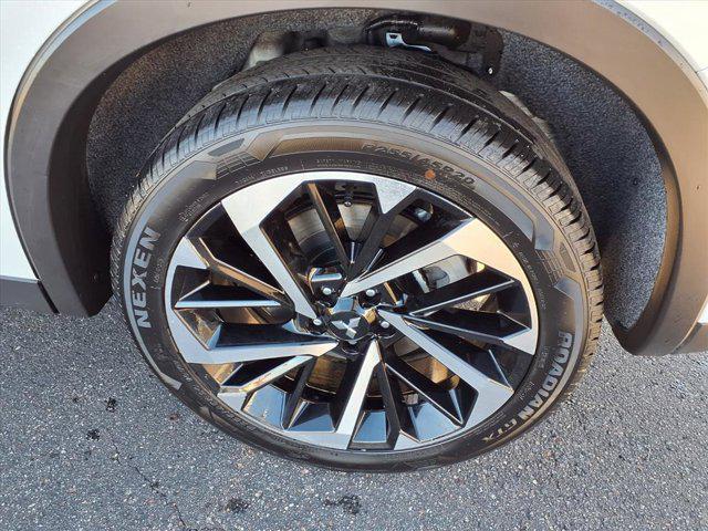used 2024 Mitsubishi Outlander car, priced at $23,435