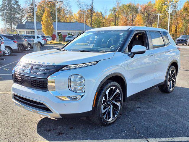 used 2024 Mitsubishi Outlander car, priced at $23,435