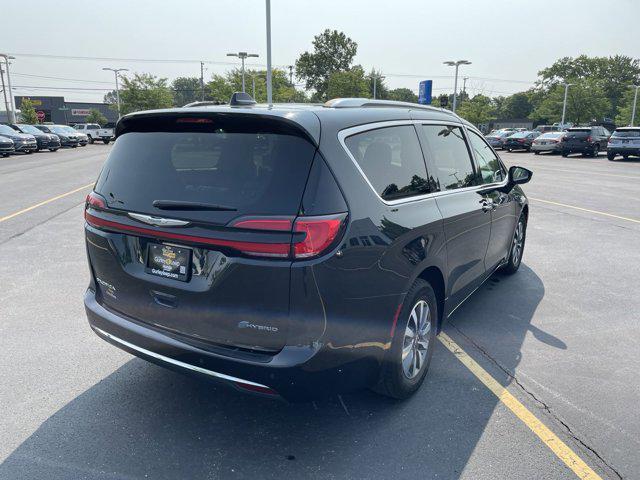 used 2021 Chrysler Pacifica Hybrid car, priced at $20,310