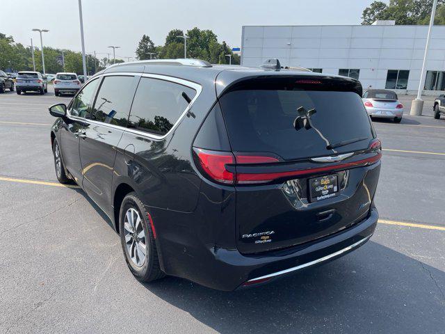 used 2021 Chrysler Pacifica Hybrid car, priced at $20,310