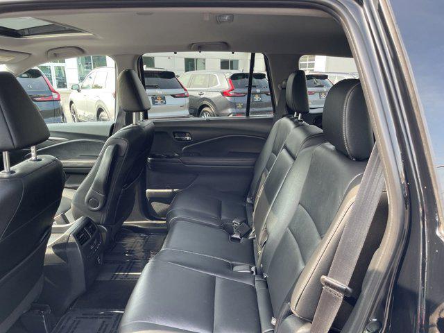 used 2022 Honda Pilot car, priced at $32,466