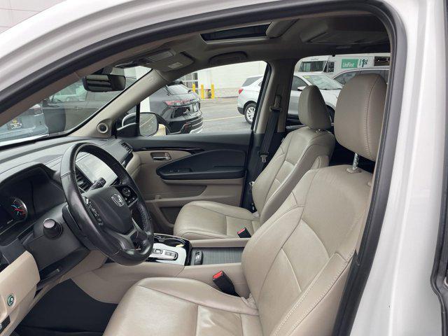 used 2021 Honda Pilot car, priced at $32,894