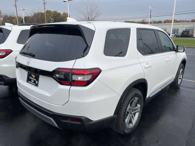 new 2025 Honda Pilot car, priced at $45,980