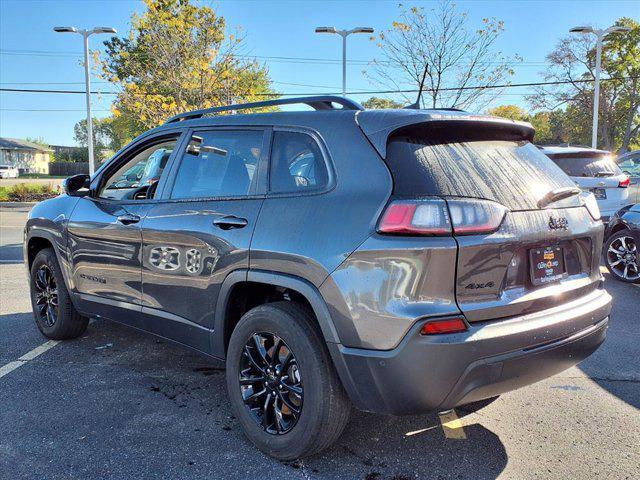 used 2023 Jeep Cherokee car, priced at $20,232