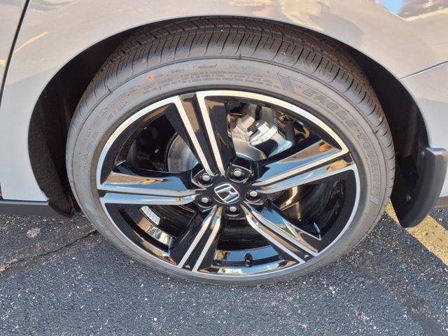 new 2025 Honda Accord Hybrid car, priced at $33,755