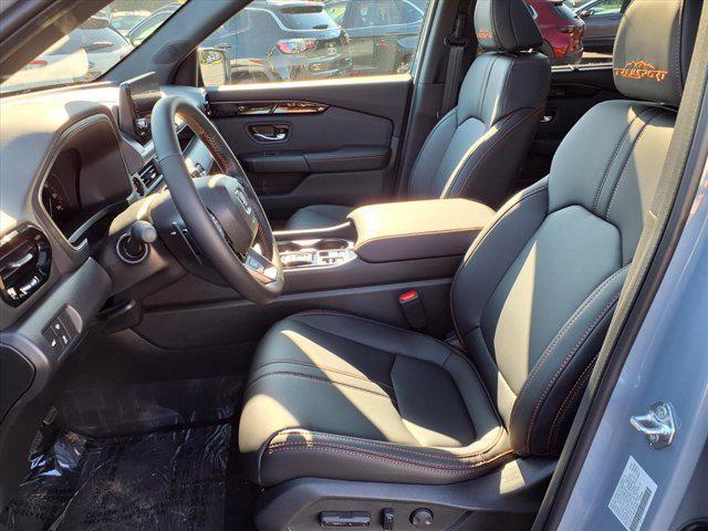 new 2025 Honda Pilot car, priced at $48,359