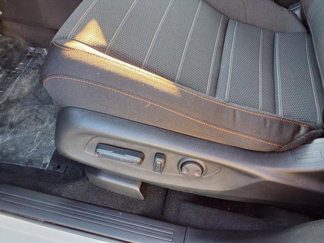 new 2025 Honda CR-V Hybrid car, priced at $36,433