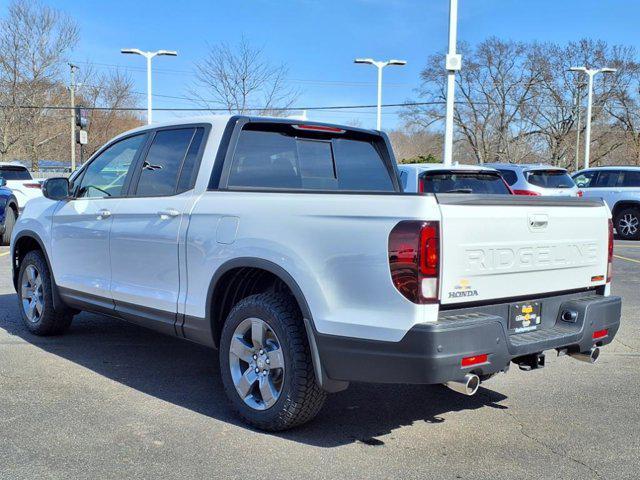 new 2025 Honda Ridgeline car, priced at $44,543
