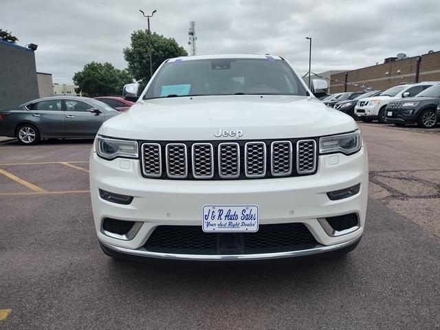 used 2017 Jeep Grand Cherokee car, priced at $18,995