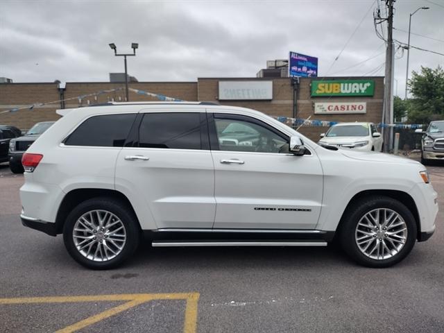 used 2017 Jeep Grand Cherokee car, priced at $18,995