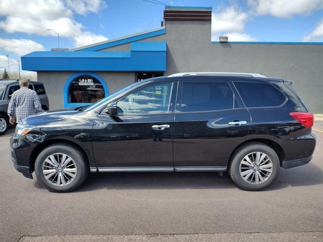 used 2020 Nissan Pathfinder car, priced at $16,995