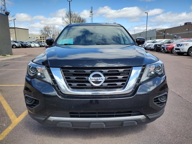 used 2020 Nissan Pathfinder car, priced at $16,995