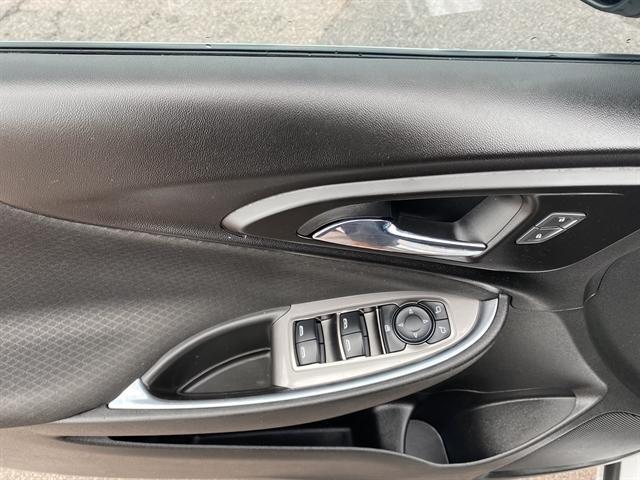 used 2020 Chevrolet Malibu car, priced at $15,995
