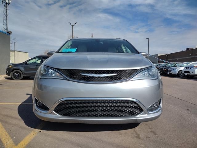 used 2017 Chrysler Pacifica car, priced at $14,995