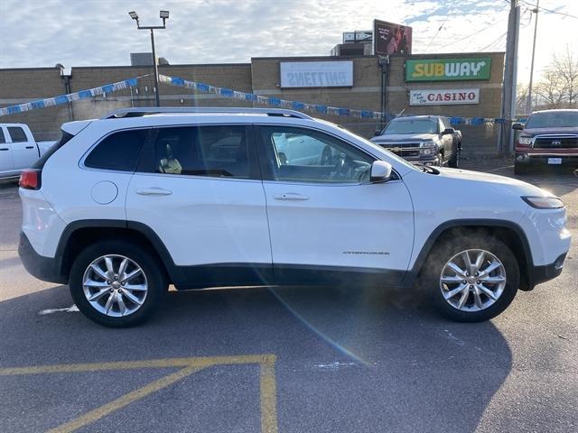 used 2014 Jeep Cherokee car, priced at $13,995