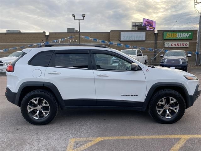 used 2015 Jeep Cherokee car, priced at $13,995