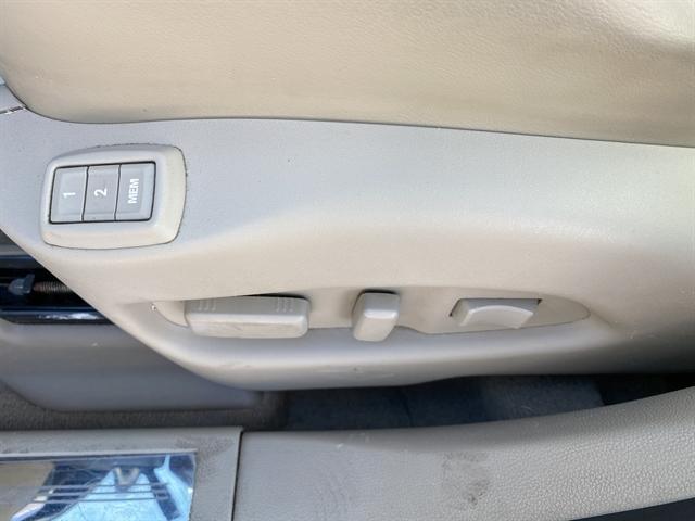 used 2013 Cadillac SRX car, priced at $9,995