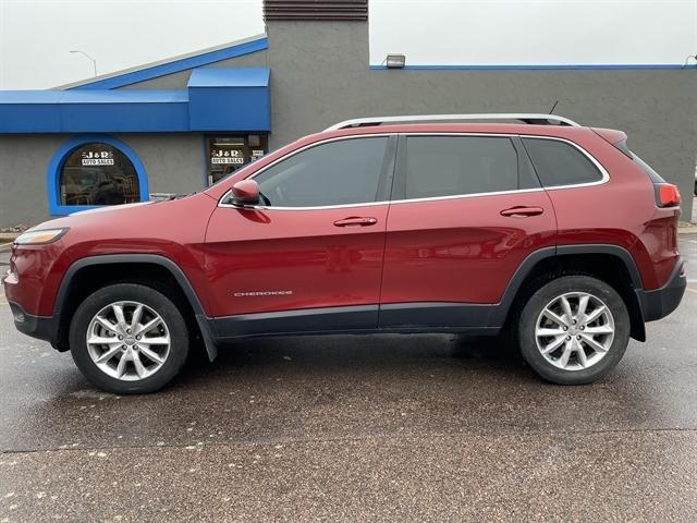 used 2014 Jeep Cherokee car, priced at $12,450