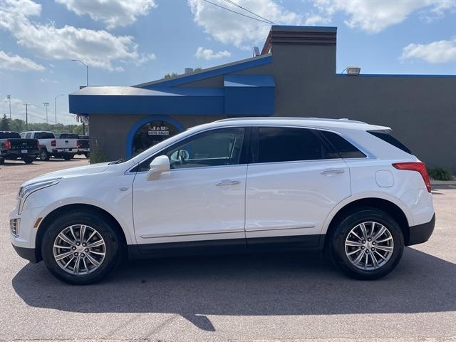 used 2017 Cadillac XT5 car