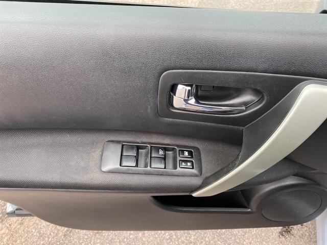 used 2015 Nissan Rogue Select car, priced at $10,995