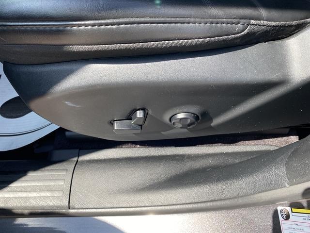 used 2019 Jeep Cherokee car, priced at $14,995